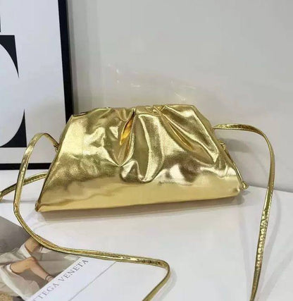 BOTTEGA 
NEW CAME BIG SIZE 
GOOD QUALITY
115 dhs🪙🌨️

Zain39
♥️♥️♥️