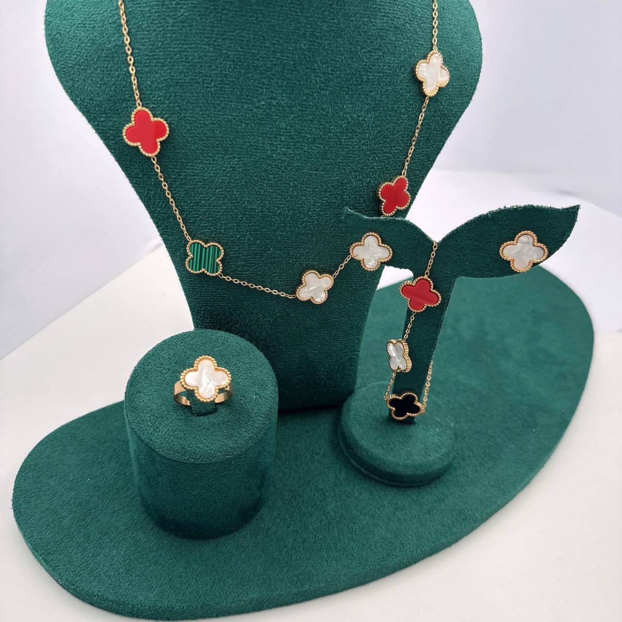 one Set Accessories
50 dhs🇦🇪

Zain45
♥️♥️♥️