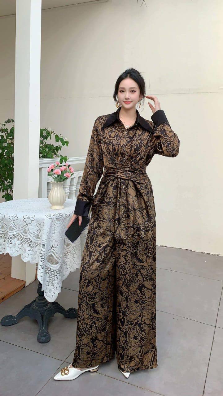 Silk set
Good quality 
Size L-2XL
150 dhs🇦🇪🇦🇪

Zain295
♥️♥️♥️