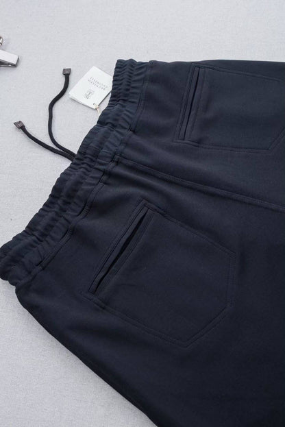 BRUNELLO CUCINELLI
Men’s Short
Master Quality 
SMLXLXXL 
320 dhs✅

Zain276
♥️♥️♥️