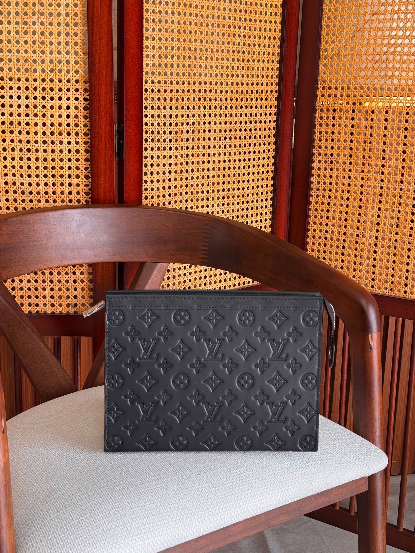 LV
600 dhs🇦🇪🇦🇪
*AVAILABLE NOW*🤍

Zain284
♥️♥️♥️