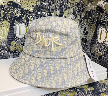 HAT
60 dhs✅

Zain93
♥️♥️♥️