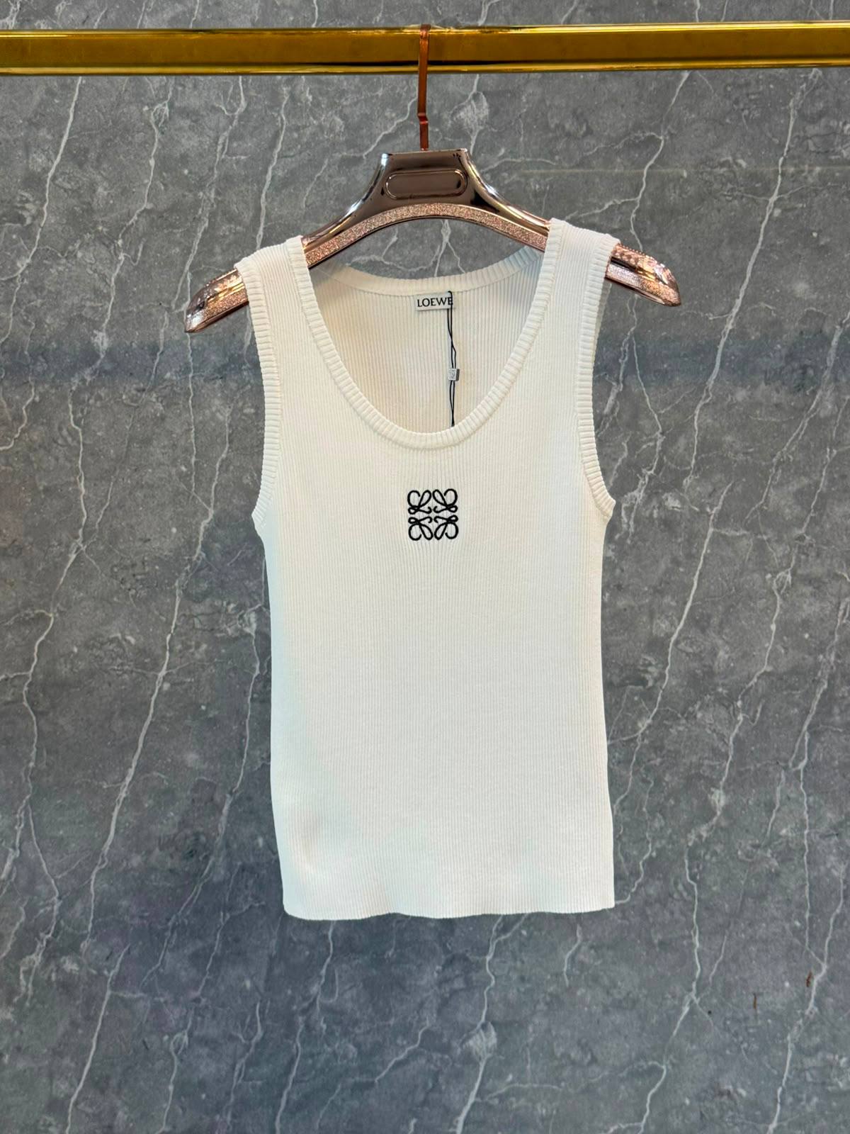 *New collections*                                                
LOEWE
*Super Master quality*
*Sizes: S M L XL* 
250 dhs✅

Zain308
♥️♥️♥️