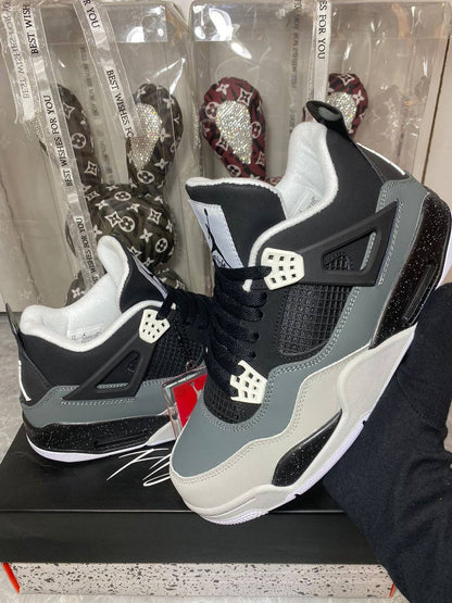 Jordan 4 
36-45
40-45
Now on discount 😇
190 dhs🇦🇪🇦🇪

Zain242
♥️♥️♥️