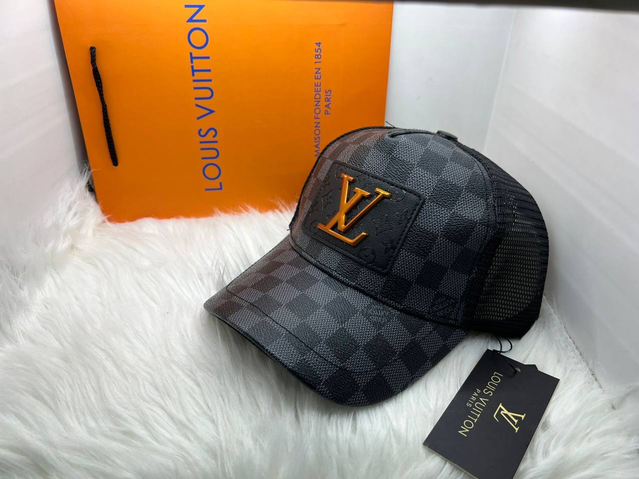 Caps
55 dhs✅
high quality

Zain182
♥️♥️♥️