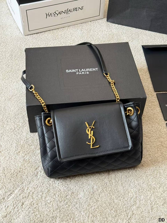 YSL
Master
250 dhs✅

Zain141
♥️♥️♥️