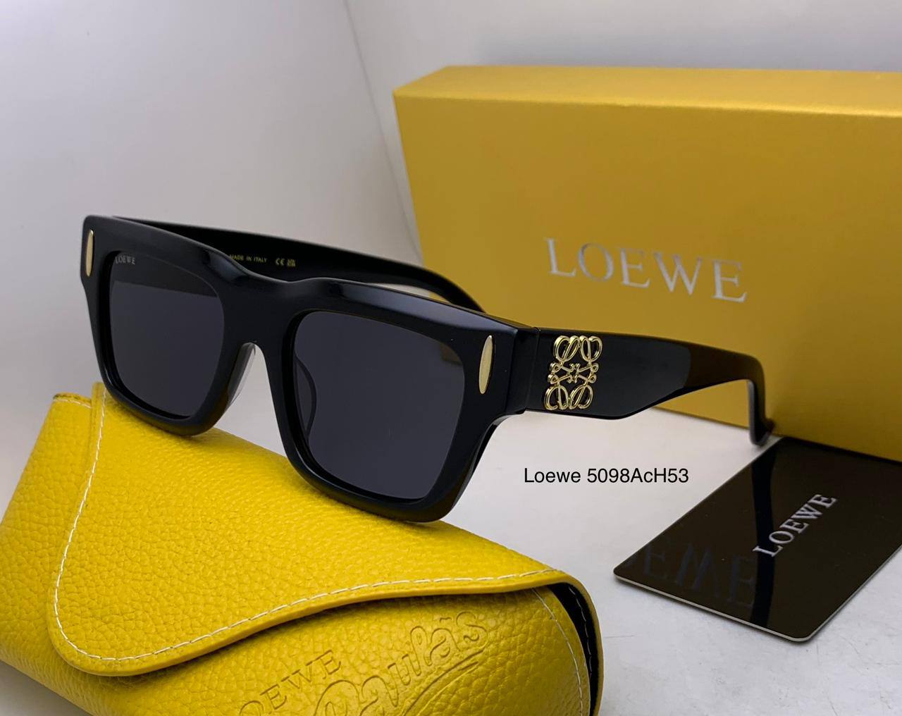 Loewe
super master quality 
180 dhs✅

Zain126
♥️♥️♥️