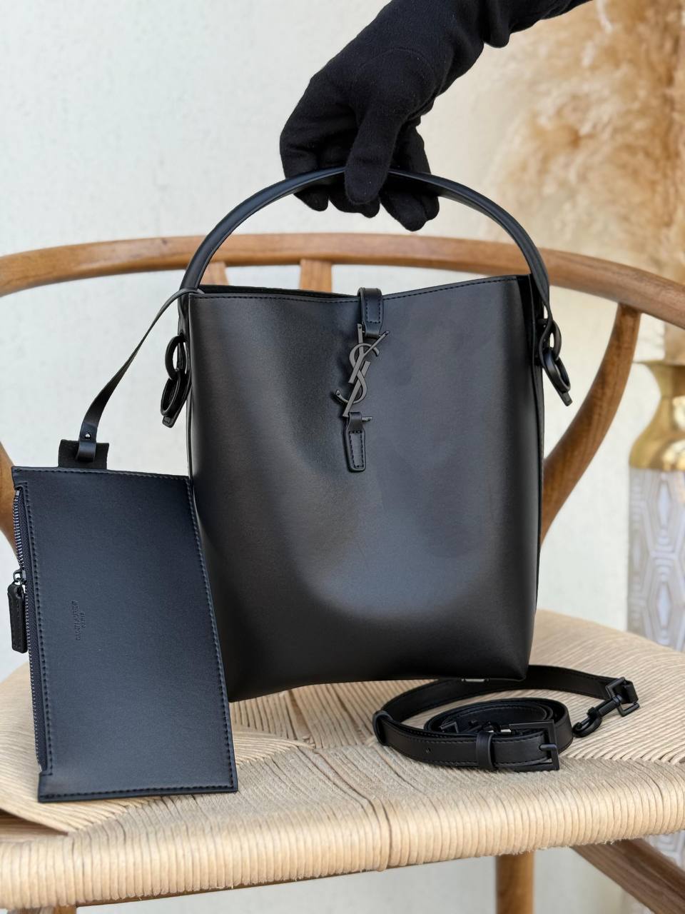 YSL

14cm
330 dhs🪙🌨️

16cm
350 dhs🪙🌨️

20cm
370 dhs🪙🌨️

Top quality 
With box🎁

Zain167
♥️♥️♥️