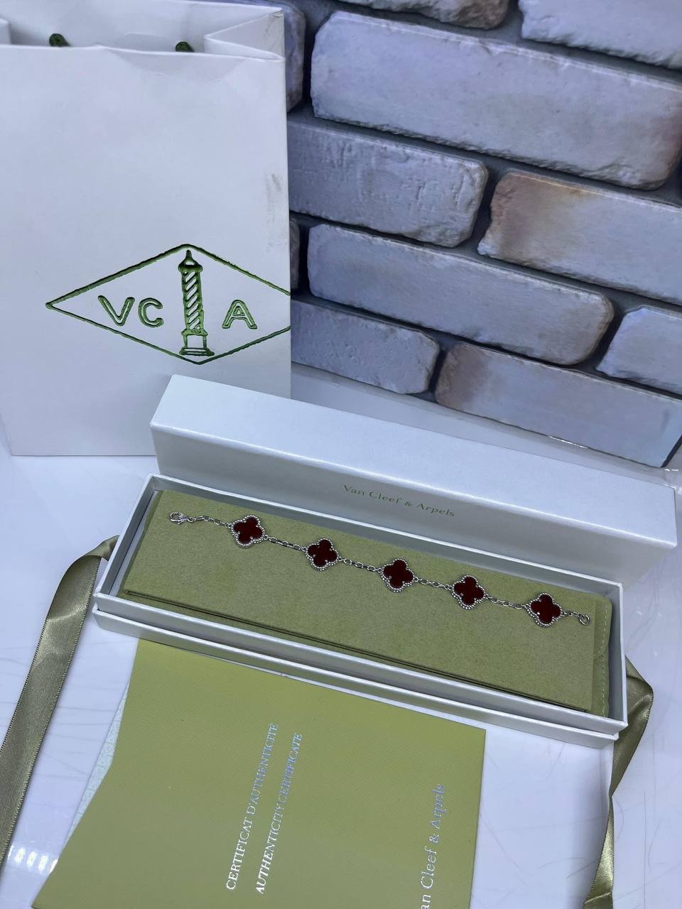 vCA
Bracelet’s
Master quality 🍃
55 dhs🪙🌨️

Zain263
♥️♥️♥️