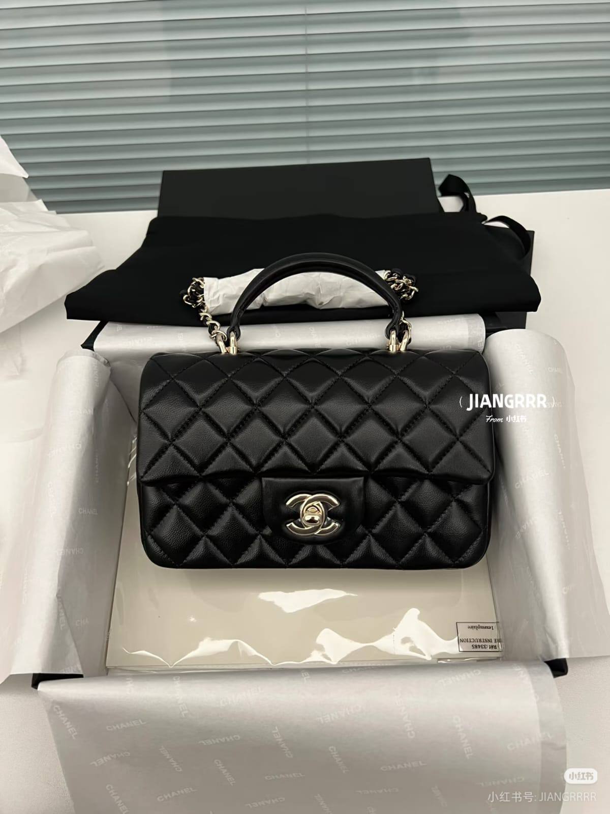 Chanel 
Master ++
250 dhs🪙🌨️

Zain10
♥️♥️♥️