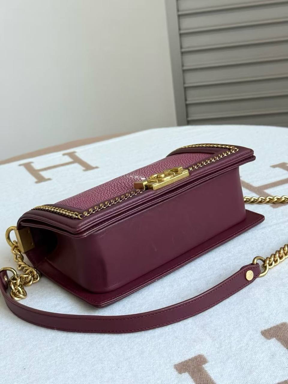 Chanel Boy Bag features unique stingray skin texture and polished gold hardware❤️❤️
Italian leather 💯💯
For Price 👇 WhatsApp✅
0568585901 
0507557372
0552275751 Owner Zain 👌

Zain71
♥️♥️♥️
