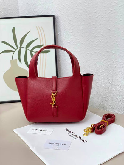 YSL
withbox 
110 dhs🇦🇪🇦🇪

Zain143
♥️♥️♥️