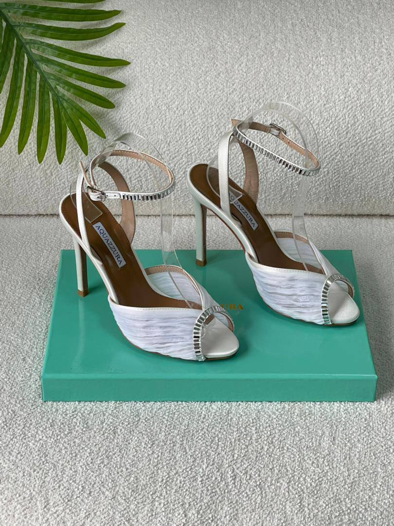 AQUAZZURA
SuperMaster Quality 💯
450 dhs🪙🌨️
Size: 36-41💥

Zain171
♥️♥️♥️