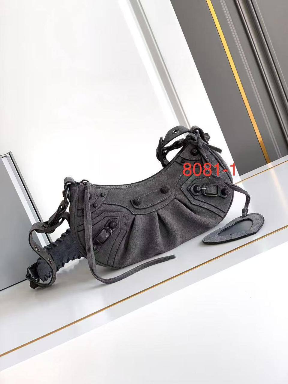 Balenciaga
Master
350 dhs🪙🌨️

Zain153
♥️♥️♥️