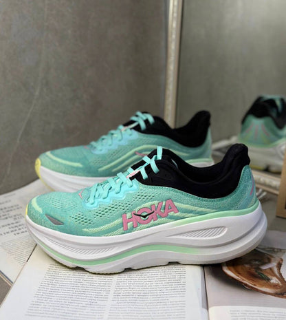 Hoka One One Bondi 9 Blue Spark Mint Fluorite ，
Size 36-40 ，
230 dhs✅

Zain18
♥️♥️♥️