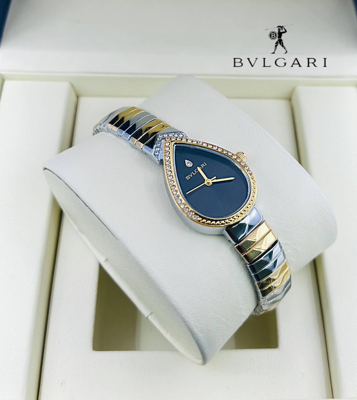 Bvlgari Ladies
55 dhs🪙🌨️

Zain29
♥️♥️♥️