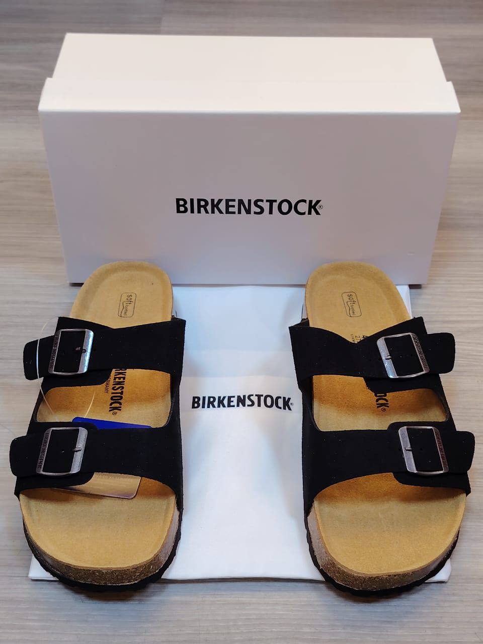 Birkenstock 
High Quality, New Arrived 
Size 40To 45
110 dhs🪙💕

Zain120
♥️♥️♥️
