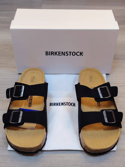 Birkenstock 
High Quality, New Arrived 
Size 40To 45
110 dhs🪙💕

Zain120
♥️♥️♥️