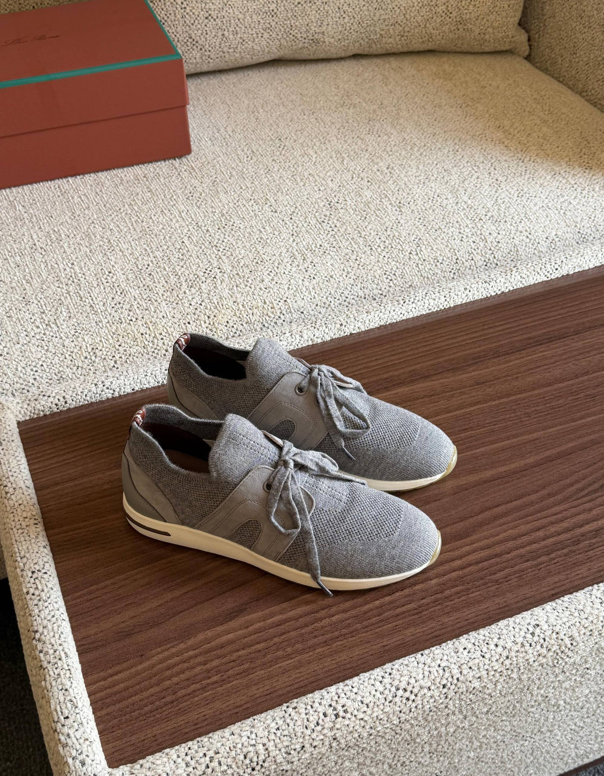 LORA PIANA 
SuperMaster Quality 💯
500 dhs🇦🇪🇦🇪

Size:36-41💥

Zain171
♥️♥️♥️