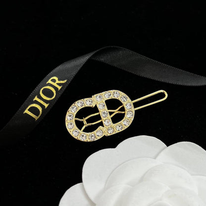 HAIR CLIP
MASTER✨
60 DHS🇦🇪🇦🇪
LIMITED PIECES
WITH BOX AND PAPER BAG🎁🛍️

Zain89
♥️♥️♥️