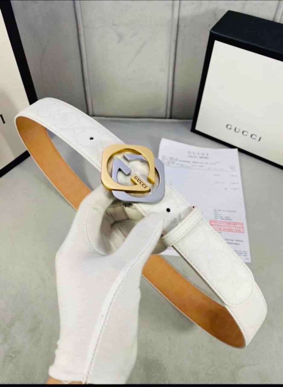 Belts

With box 
🎁🎁🎁

40 dhs❣️

Zain93
♥️♥️♥️