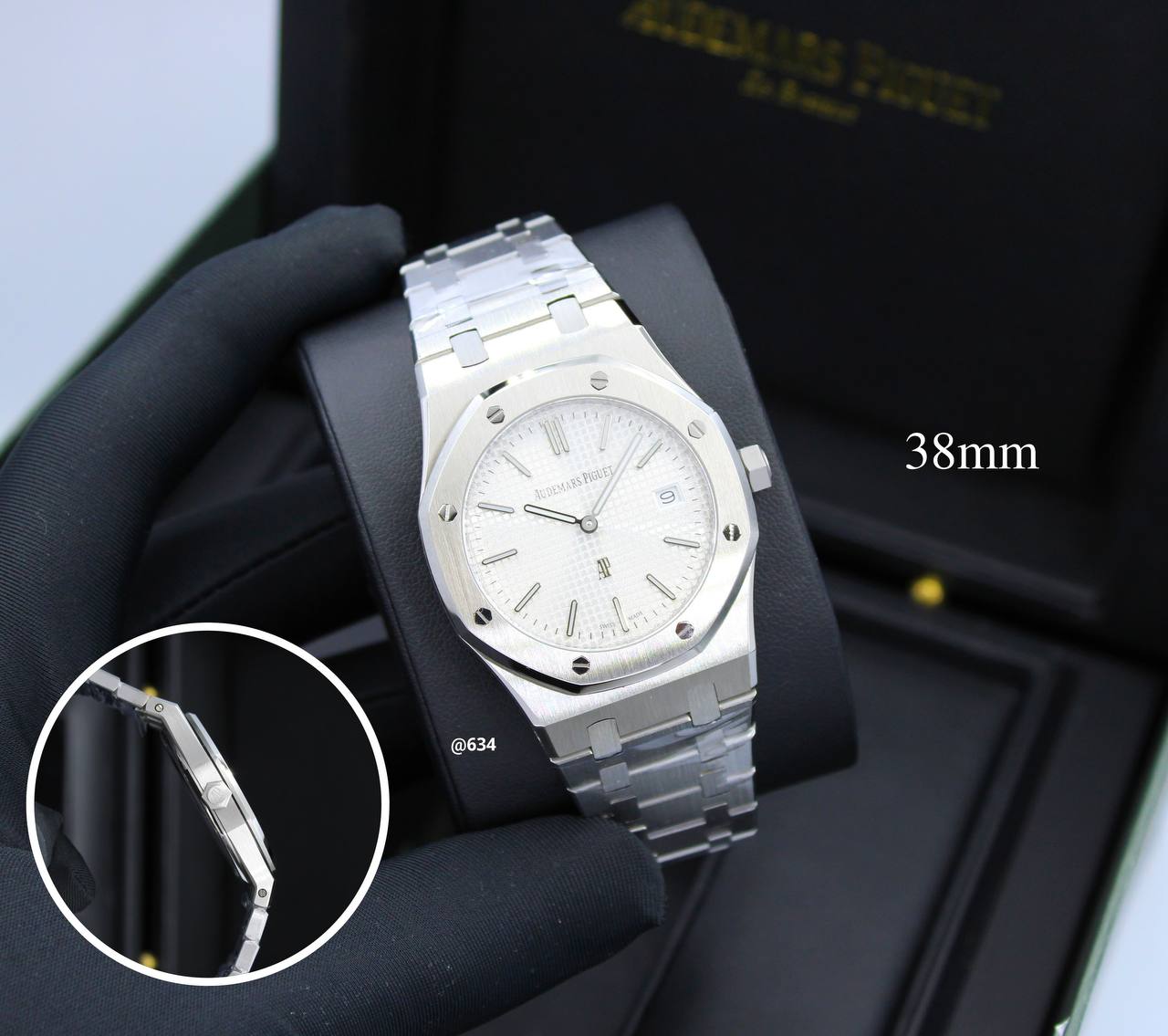 AUDEMARS PIGUET MEN SLIM DIAL 38MM

240 dhs🪙🌺

Zain58
♥️♥️♥️