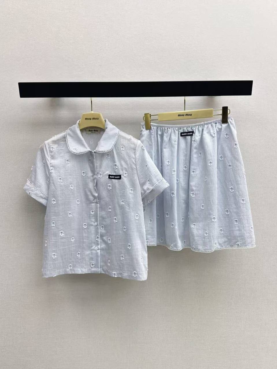 MIU MIU
*Super Master quality*
*Sizes:S M L*

450 dhs🇦🇪🇦🇪

Zain308
♥️♥️♥️
