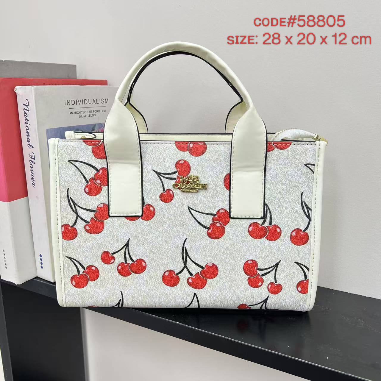 COACH ᴏɴ ᴛʜᴇ ɢᴏ
ᴍɪɴɪ ᴛᴏᴛᴇʙᴀɢ CHERRY ᴘʀɪɴᴛ
ᴢɪᴘᴘᴇʀ ᴛʏᴘᴇ
ᴡɪᴛʜ ʟᴏɴɢ ʙᴇʟᴛ sᴛʀᴀᴘ
sɪᴢᴇ : 28 cm

65 dhs🪙🌨️

Zain31
♥️♥️♥️