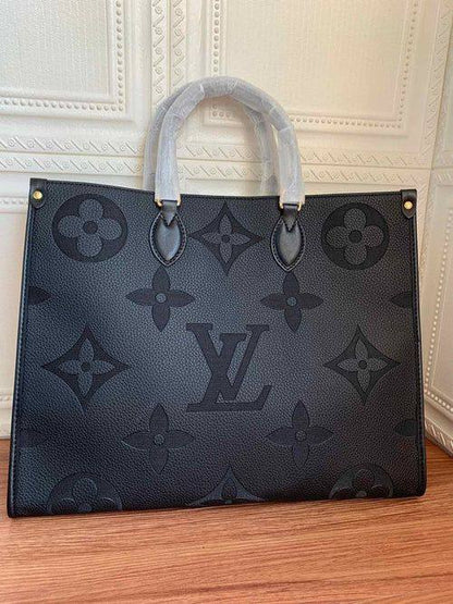 LV ON THE GO🌹
GOOD QUALITY 💯
90 dhs❣️

Zain28
♥️♥️♥️