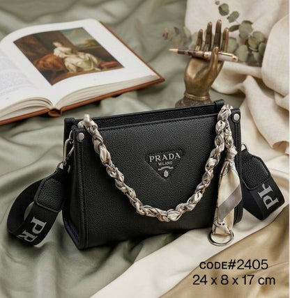 24PRADA ᴄʀᴏssʙᴀɢ
ᴍᴀᴛᴛᴇ sᴏғᴛ ʟᴇᴀᴛʜᴇʀ
ᴡɪᴛʜ ᴄʜᴀɪɴ ᴛᴡɪʟʟʏ ʙᴇʟᴛ
ᴀɴᴅ ʟᴏɴɢ ᴛʀɪᴍ sᴛʀᴀᴘ
sɪʟᴠᴇʀ ʜᴀʀᴅᴡᴀʀ
sɪᴢᴇ : 24 cm

65 dhs✅

Zain31
♥️♥️♥️
