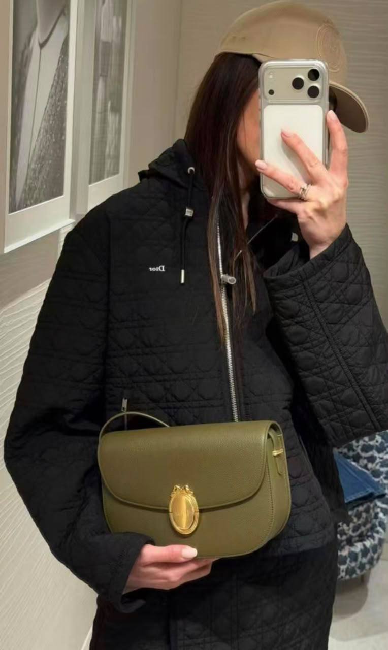 Available 
new collection 😍😍 

380 dhs🇦🇪🇦🇪

Zain262
♥️♥️♥️