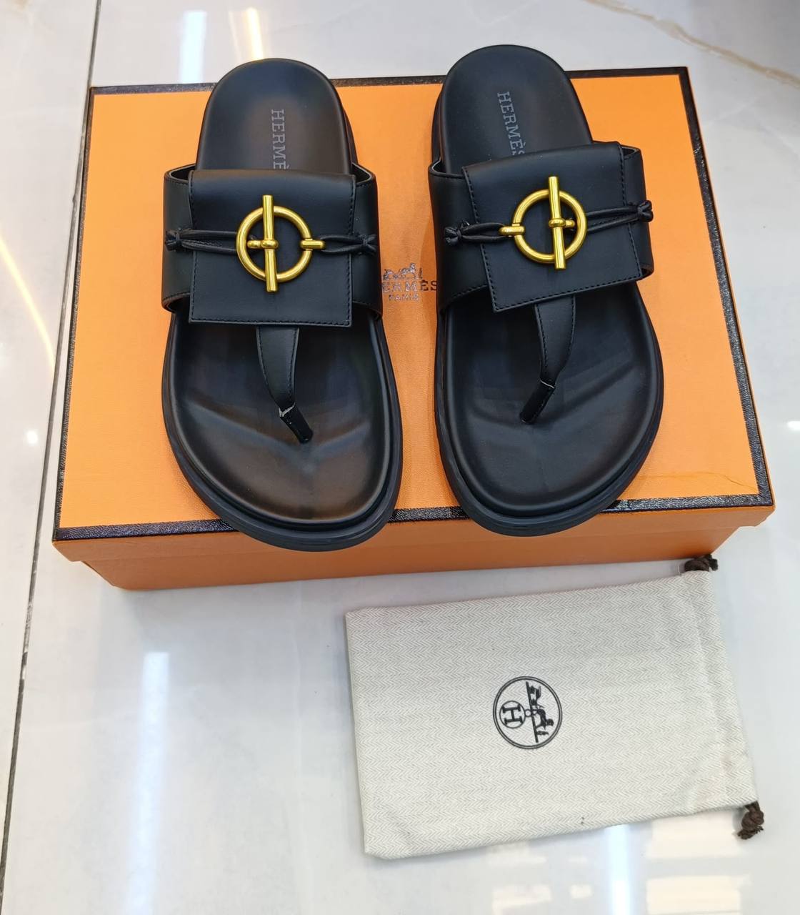 Hermes 
Super Master🤗
SIZE  ……… 36-42🥳
450 dhs💓

Zain119
♥️♥️♥️