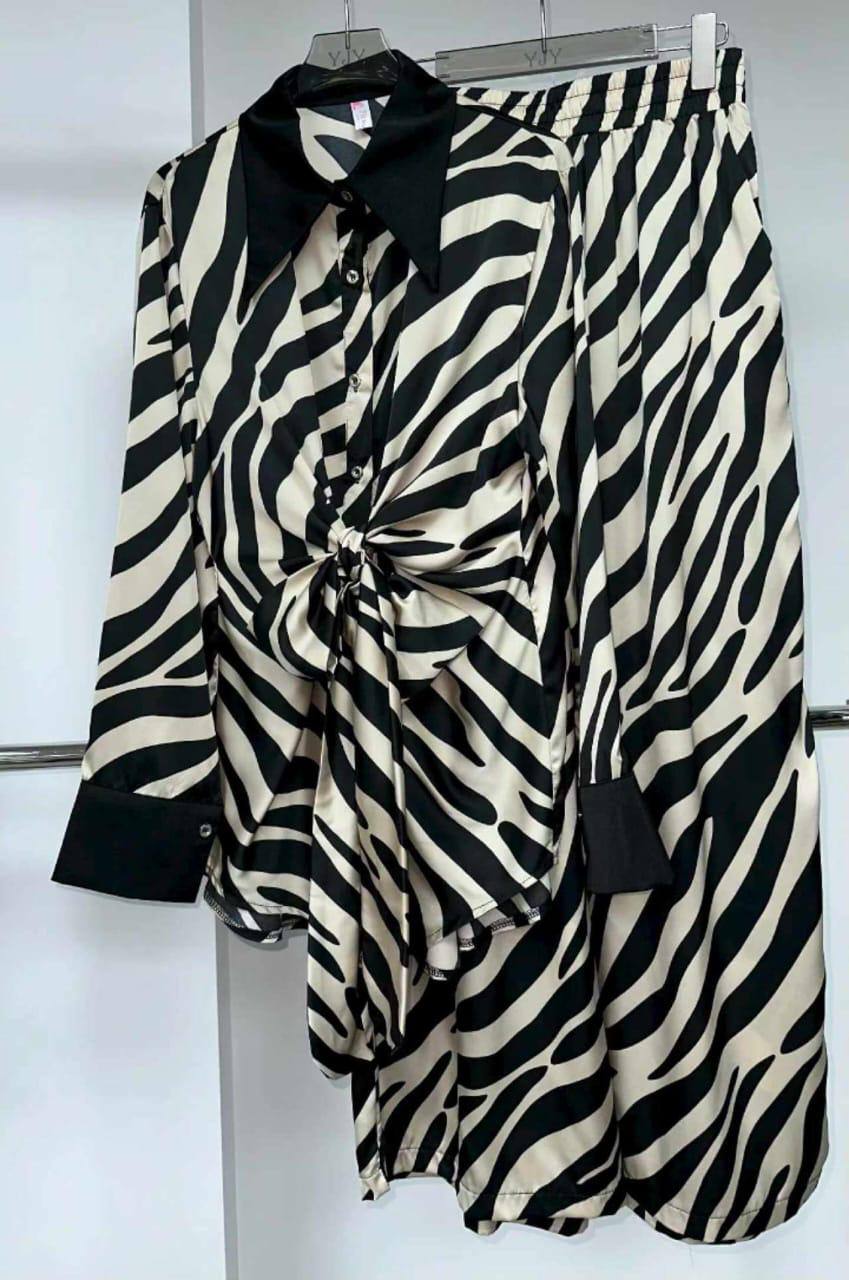 Silk set
Good quality 
Size L-2XL
150 dhs🇦🇪🇦🇪

Zain295
♥️♥️♥️