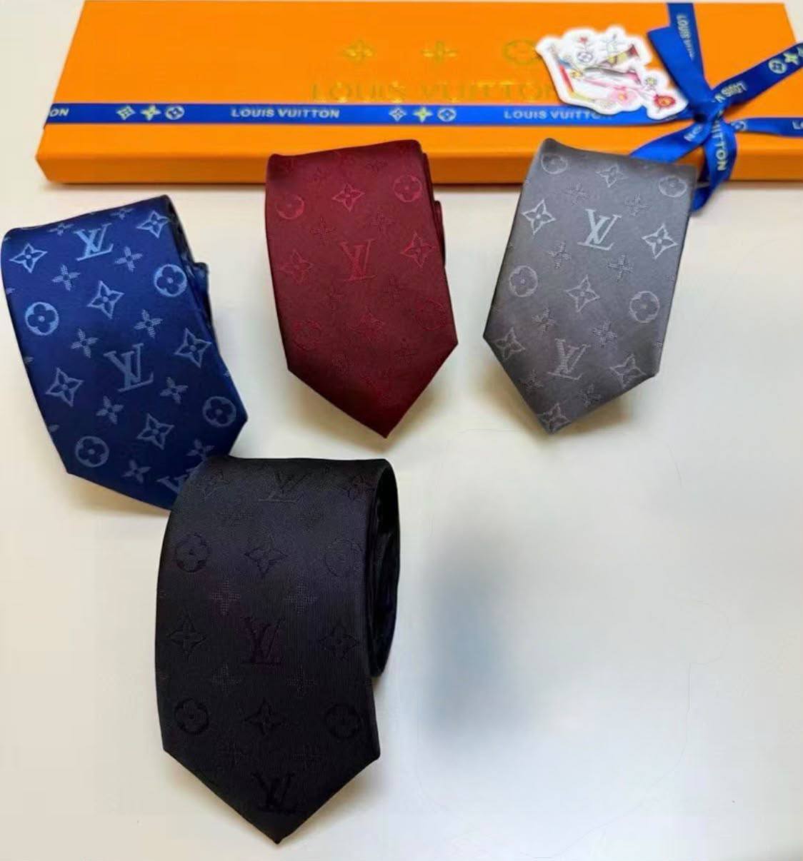 Hermes
Gucci
LV
Dior

Withbox

75 dhs🇦🇪🇦🇪

Zain93
♥️♥️♥️