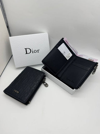 Dior Wallet 
65 dhs🇦🇪🇦🇪

Zain33
♥️♥️♥️