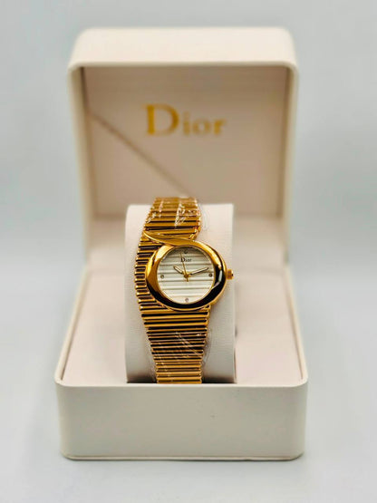 Dior ladies 
New Arrival*🤩🤩
55 dhs✅

Zain08
♥️♥️♥️