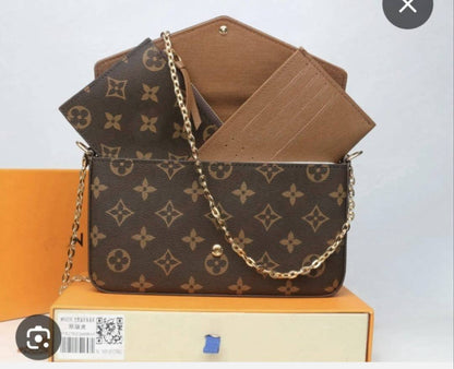 LV
withbox 
🎁🎁🎁

80 dhs❣️

Zain143
♥️♥️♥️