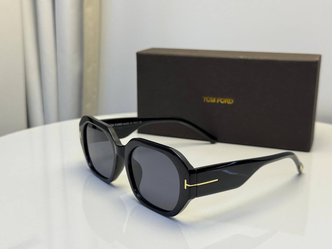 Tom Ford
65 dhs✅

Zain182
♥️♥️♥️
