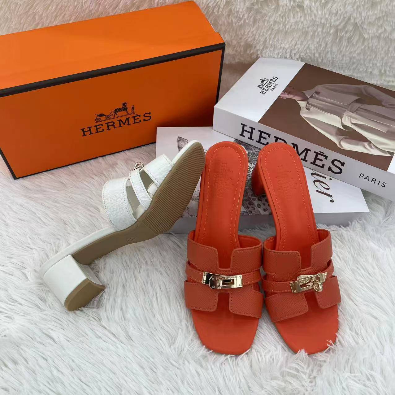 Hermes

60 dhs💓

Zain232
♥️♥️♥️