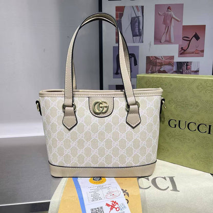 GUCCI ᴏᴘʜɪᴅɪᴀ ᴍɪɴɪ
 ᴛᴏᴛᴇ ʙᴀɢ
ɢᴏʟᴅ ʜᴀʀᴅᴡᴀʀᴇ
sɪᴢᴇ : 27 cm

70 dhs✅

Zain31
♥️♥️♥️