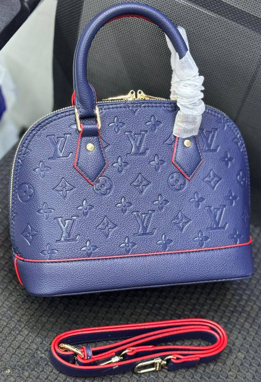 LV ALMA RESTOCK 
GOOD QUALITY 🌹
90 dhs🪙💕
WITH BOX 📦

Zain28
♥️♥️♥️