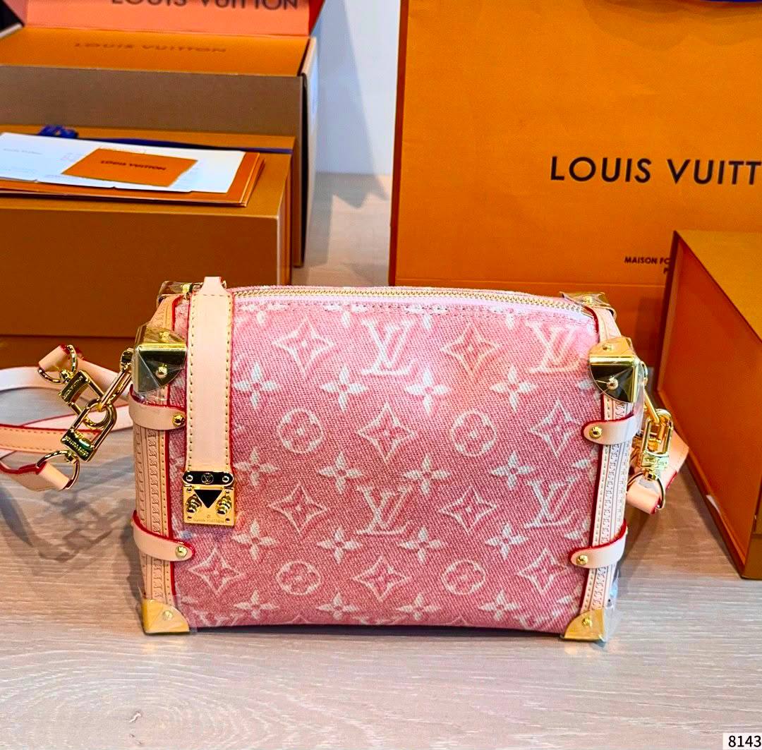 LV
MASTER QUALITY
270 dhs💓
……(with leather )
30CM

Zain295
♥️♥️♥️