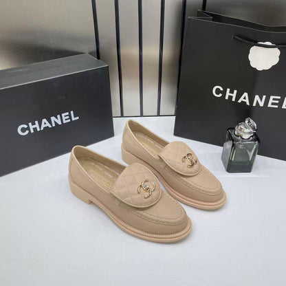 Chanel
Size36-41
130 DHS🪙🌨️

Zain40
♥️♥️♥️