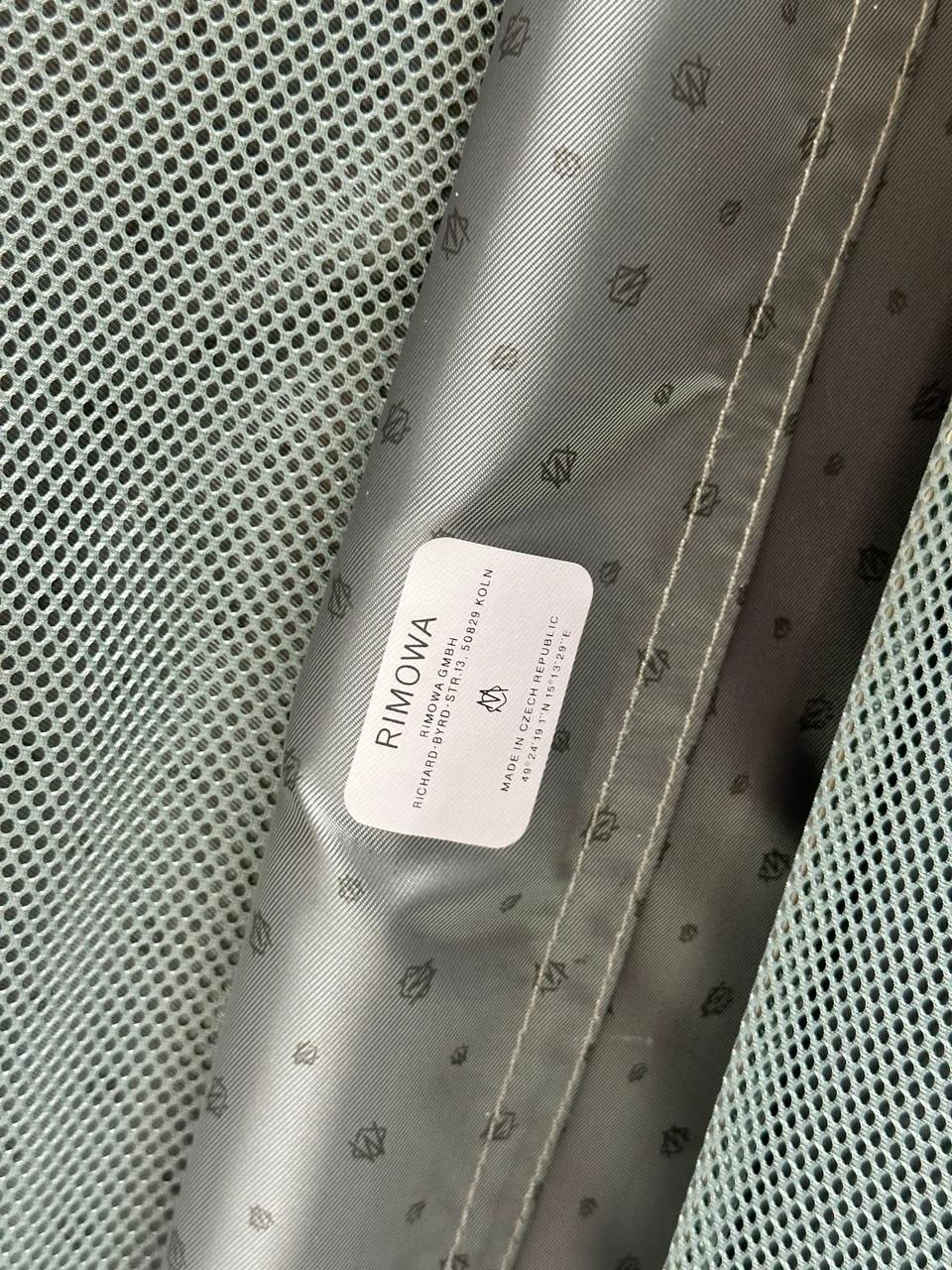 Available ❤️
brand new Rimowa Cabin Suitcase featuring a protective cover and spinner wheels❣️
For Price 👇 WhatsApp✅
0568585901 
0507557372
0552275751 Owner Zain 👌

Zain71
♥️♥️♥️