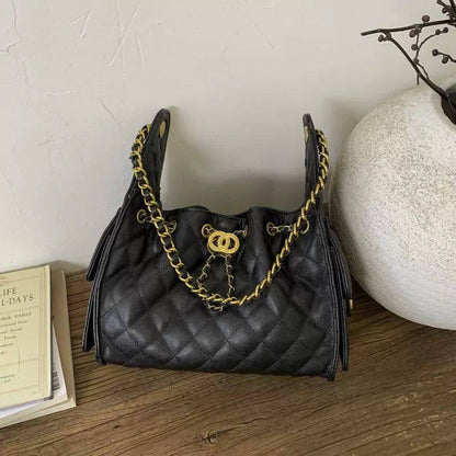 Chanel
100 dhs🇦🇪🇦🇪
with box

Zain265
♥️♥️♥️