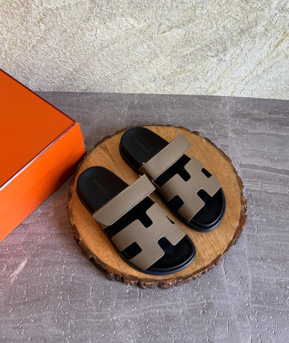 HERMES 🐎
SuperMaster Quality 💯
430 dhs🇦🇪🇦🇪

Size: 36-41 💥

Zain171
♥️♥️♥️