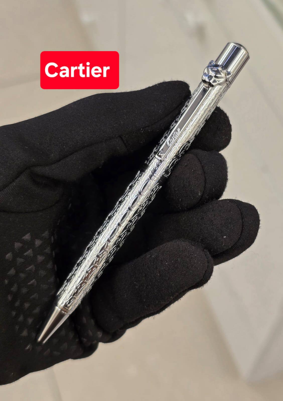 Cartier silim pen 
Whit master box 
70 dhs✅

Normal box  
50 dhs✅

Zain29
♥️♥️♥️