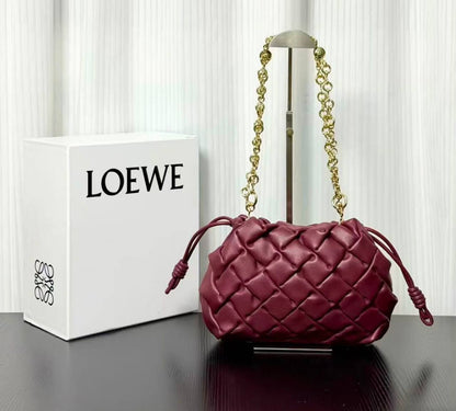 Loewe 
Master❣️❣️
320 dhs🇦🇪🇦🇪
#24cm🥰🥰

Zain228
♥️♥️♥️