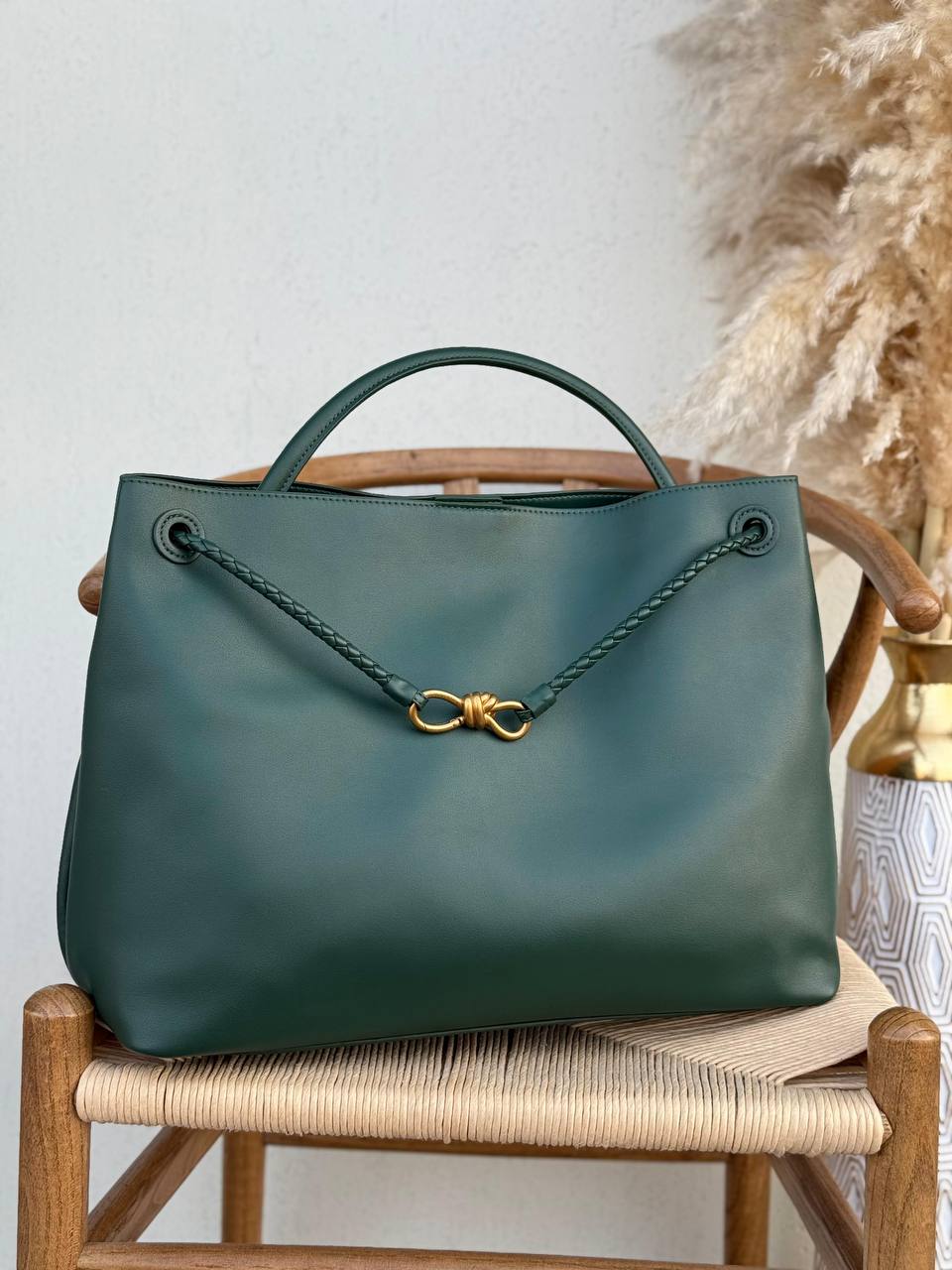BOTTEGA VENETA
42cm
510 dhs✅
Top quality

Zain167
♥️♥️♥️