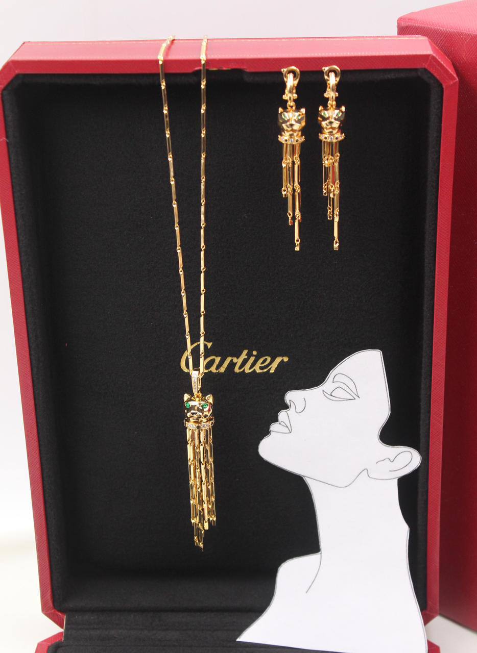 Cartier ❤️
PANTHÈRE DE CARTIER  
Necklace & earring 
💎💎💎💎💎
↗️ *# Master Quality ®️*
*340 dhs🌺* with *Good* Box
*375 dhs🌺* with *Orignal* Box

Zain106
♥️♥️♥️